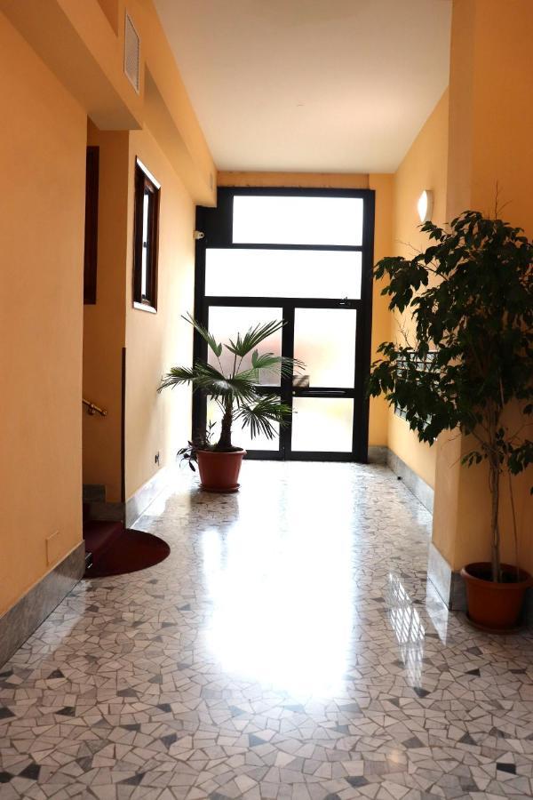 דירות מילאנו * La Casa Di Arti * 25 Min Dal Duomo מראה חיצוני תמונה